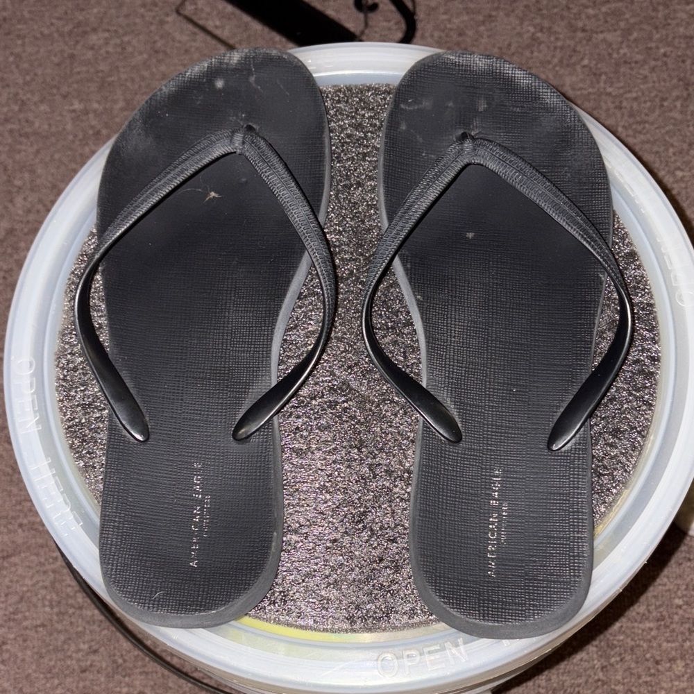 American Eagle Outfitters Black Sandals